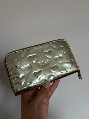 Marc by Marc Jacobs Metallic Gold Heart Zip Wallet